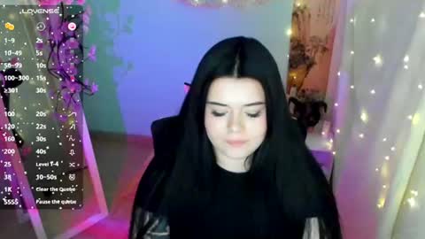 Snapshot of naomivibes chatting on July 10, 2026, 6:54 pm Naomi online show from July 10, 2026, 6:54 pm