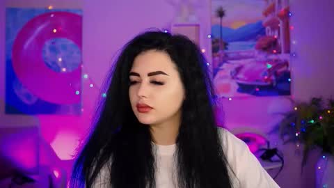 naomiwilsons online show from October 13, 2025, 8:25 am