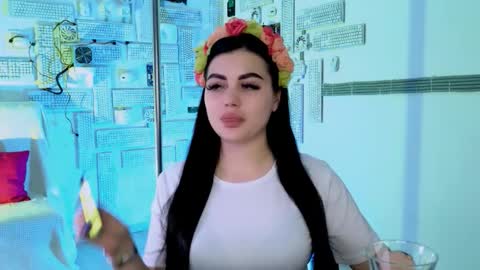 naomiwilsons online show from October 14, 2025, 8:48 am