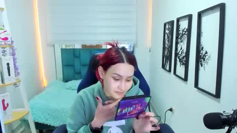 naomy_sex_69 online show from November 28, 2025, 3:42 am