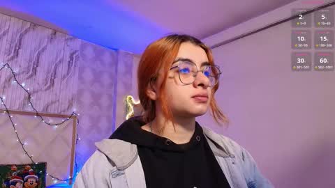 Naomy  online show from December 17, 2025, 3:01 am