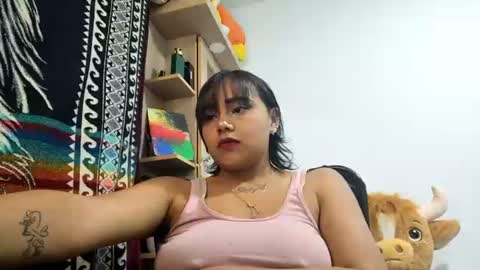 Snapshot of naomylux1 chatting on June 25, 2026, 2:44 am naomylux1 online show from June 25, 2026, 2:44 am