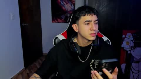 sebastian online show from November 30, 2025, 2:59 am