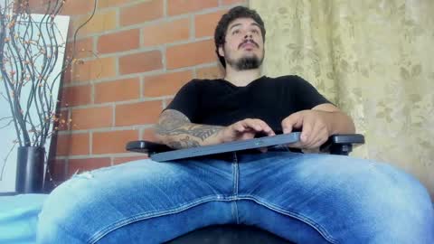 deibyd online show from April 22, 2026, 7:22 am