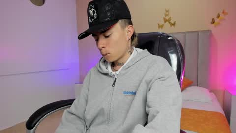 Nascary Fox online show from April 21, 2026, 12:00 pm