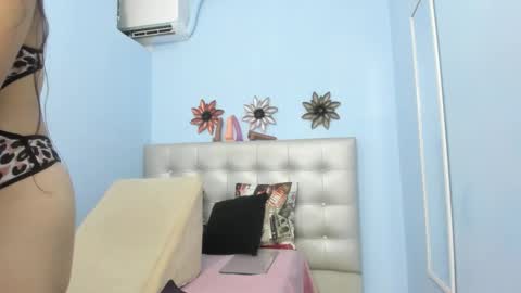 Debora online show from March 7, 2026, 11:13 pm