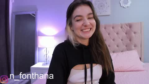 Nashly Fontana online show from December 27, 2024, 2:12 pm