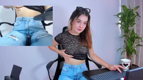 Nashly Fontana online show from June 5, 2026, 1:28 pm