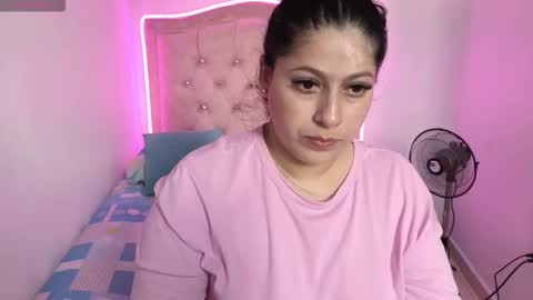 Nasly batista  online show from October 26, 2025, 9:31 pm