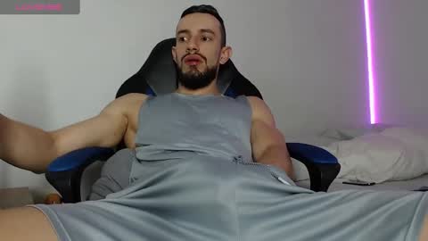 nassh_18 online show from February 5, 2025, 12:27 pm