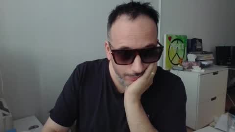 nassobout online show from December 8, 2024, 5:55 pm