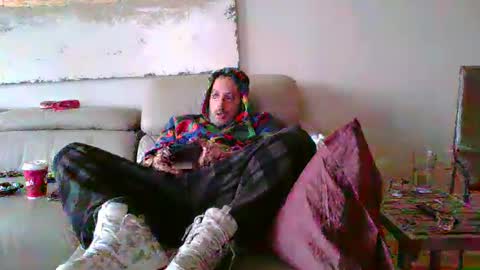 nassobout online show from January 1, 2025, 5:11 pm