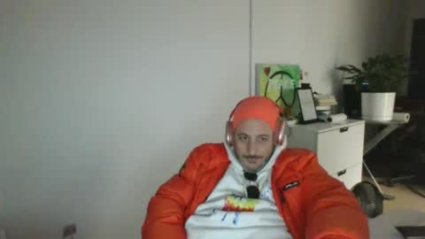 nassobout online show from January 21, 2025, 11:45 pm