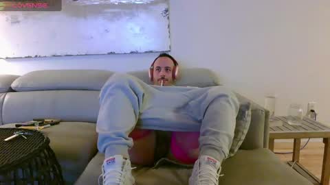 nassobout online show from January 30, 2025, 5:41 am