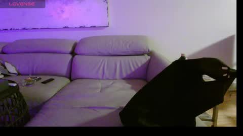 nassobout online show from February 4, 2025, 2:07 am