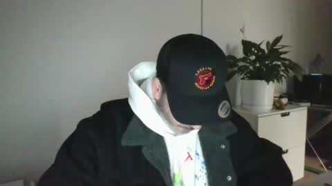 nassobout online show from November 4, 2025, 8:35 am