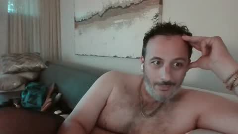 Snapshot of nassobout chatting on June 18, 2026, 12:11 am nassobout online show from June 18, 2026, 12:11 am