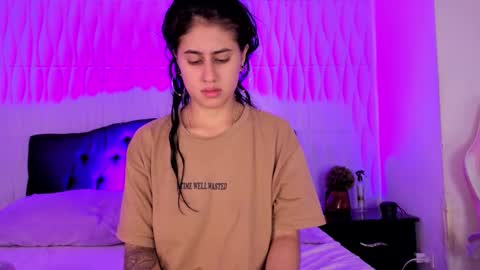 Maira online show from November 1, 2025, 8:11 pm