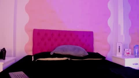 Maira online show from November 6, 2025, 8:32 pm