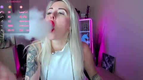 Snapshot of nastasya_cute chatting on June 3, 2026, 1:30 am Nastya online show from June 3, 2026, 1:30 am