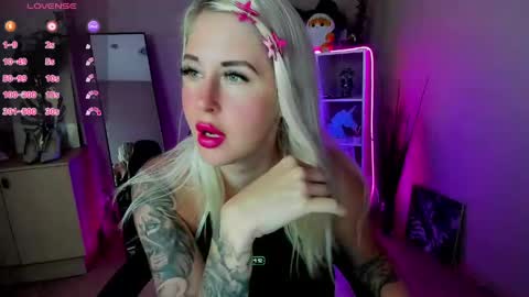 Snapshot of nastasya_cute chatting on June 8, 2026, 1:28 am Nastya online show from June 8, 2026, 1:28 am
