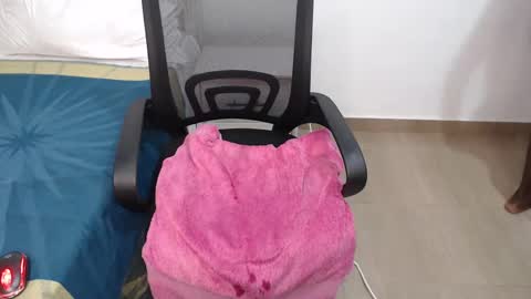 Mona online show from January 27, 2025, 1:05 am