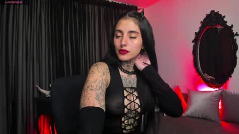 Snapshot of nasty_alice1 chatting on May 9, 2026, 4:50 am Goddess Alice online show from May 9, 2026, 4:50 am