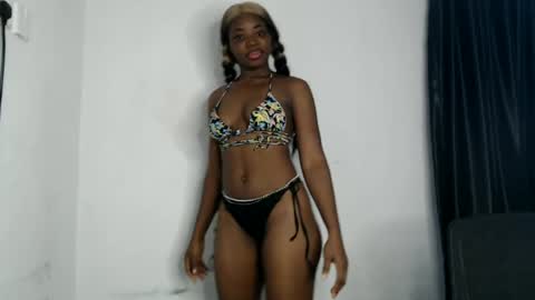 Snapshot of nasty_juicy22 chatting on June 25, 2026, 7:02 am adie online show from June 25, 2026, 7:02 am
