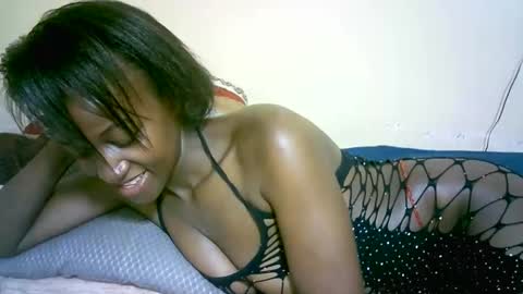 Marie online show from October 1, 2025, 10:21 am