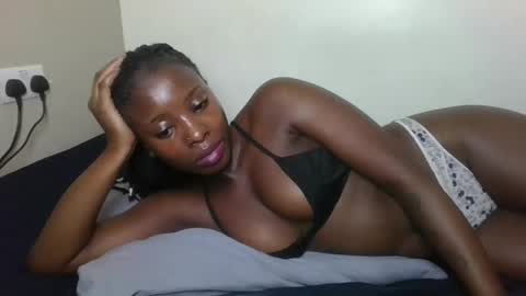 nastyivy1 online show from November 25, 2025, 2:11 am