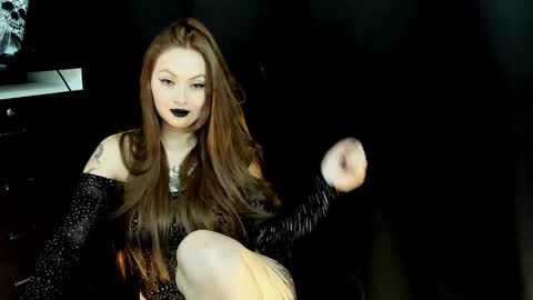 nastykatty_ online show from December 18, 2024, 10:35 pm