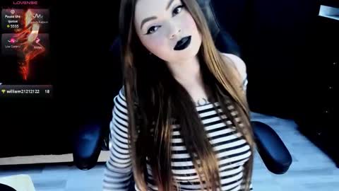 nastykatty_ online show from November 5, 2025, 10:54 pm