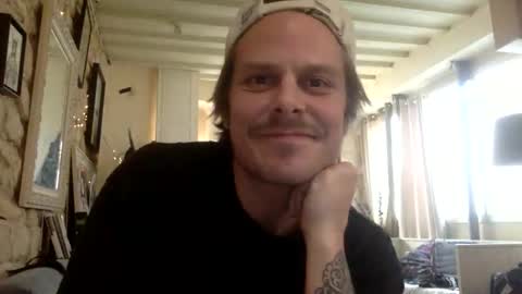 nastyloveparis online show from November 5, 2025, 1:00 pm