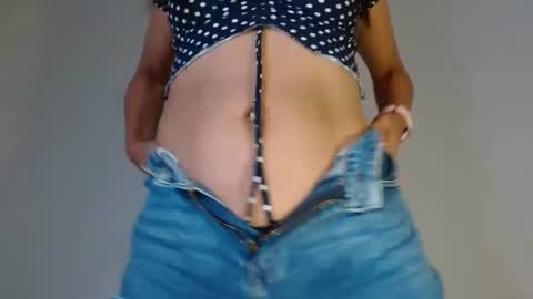 nathalia online show from January 14, 2025, 5:19 am