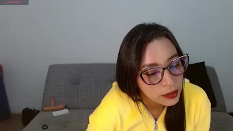 nathalia online show from January 9, 2026, 12:02 am