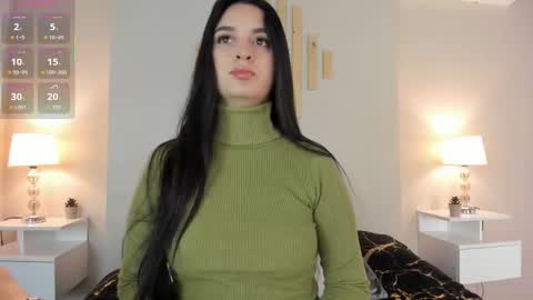 Natacha Diaz online show from October 21, 2025, 11:22 am