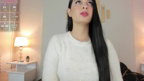 Natacha Diaz online show from December 5, 2025, 11:19 am