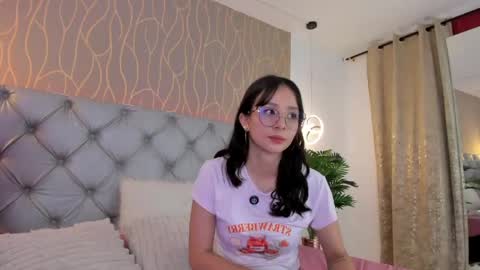 Snapshot of natalhy_ chatting on May 22, 2026, 7:52 pm natalia online show from May 22, 2026, 7:52 pm