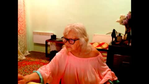 Snapshot of natali7634 chatting on May 15, 2026, 7:04 am natali online show from May 15, 2026, 7:04 am