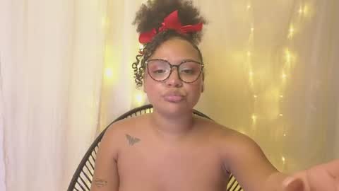 Snapshot of natalia_curlyx chatting on August 3, 2026, 3:38 am natalia_curlyx online show from August 3, 2026, 3:38 am