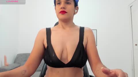 Snapshot of natalia_curvy1 chatting on July 16, 2026, 5:52 pm Nathalia online show from July 16, 2026, 5:52 pm