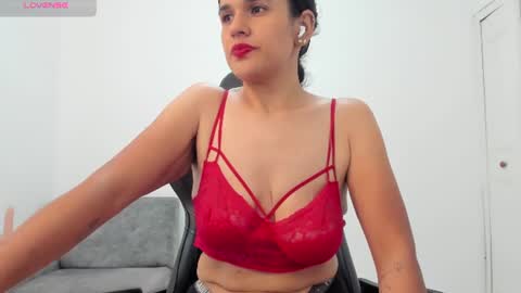 Snapshot of natalia_curvy1 chatting on July 28, 2026, 8:52 pm Nathalia online show from July 28, 2026, 8:52 pm
