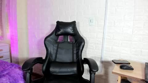 Natalia Kiss online show from February 5, 2026, 11:37 am