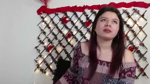 Natalia Walker online show from April 18, 2026, 7:07 pm