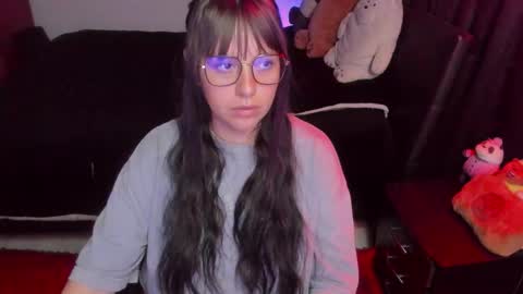 Natalia online show from November 14, 2025, 9:02 pm