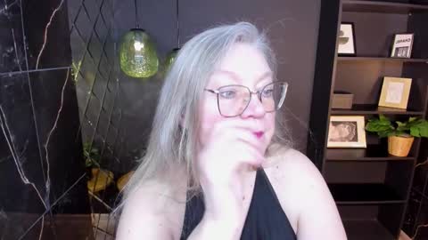 NataliCloud online show from March 3, 2026, 1:39 pm