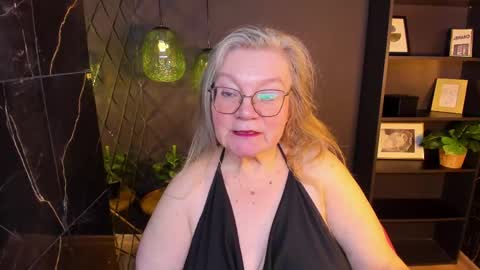 NataliCloud online show from April 19, 2026, 1:10 pm