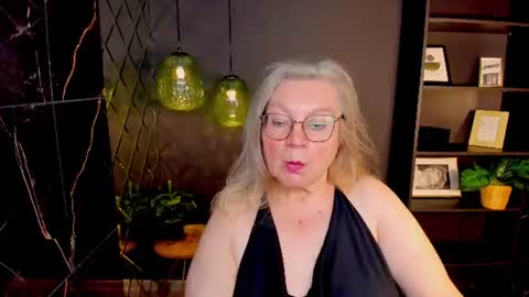Snapshot of natalicloud chatting on July 13, 2026, 1:25 pm NataliCloud online show from July 13, 2026, 1:25 pm
