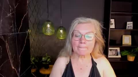 Snapshot of natalicloud chatting on July 23, 2026, 6:06 pm NataliCloud online show from July 23, 2026, 6:06 pm