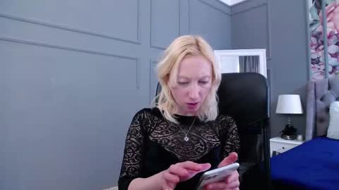 Natalie online show from February 21, 2025, 10:39 am